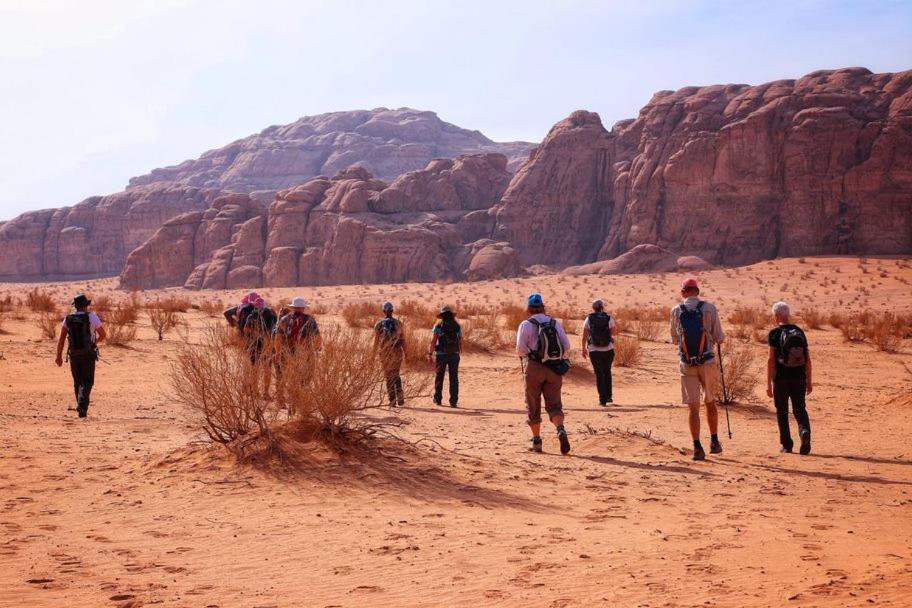 Salem Camp Hotel Wadi Rum Exterior photo