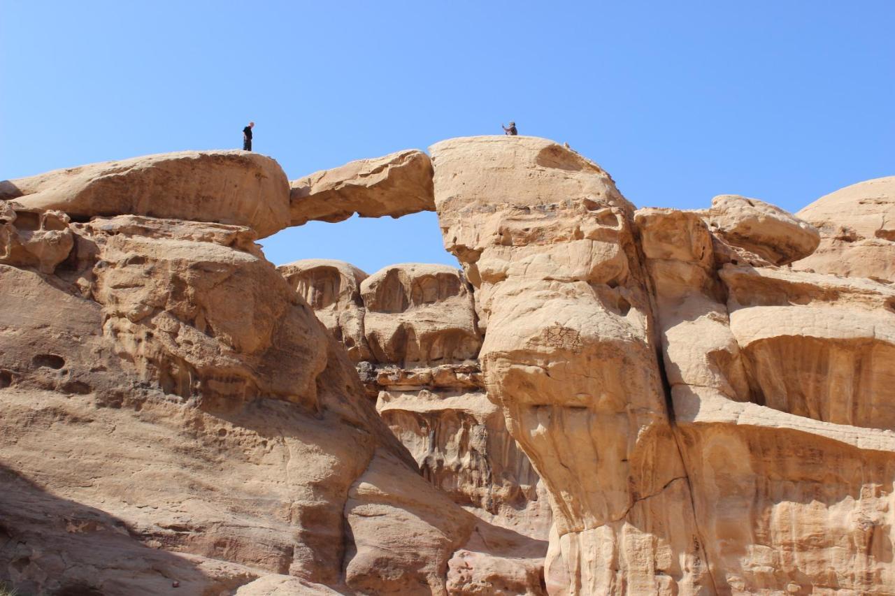 Salem Camp Hotel Wadi Rum Exterior photo